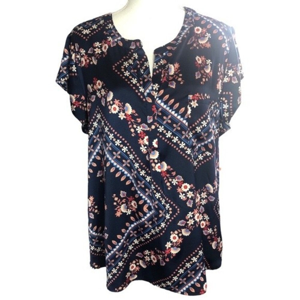 Liz Claiborne Satin Floral Print Short Sleeve Blouse